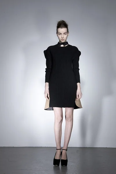 Look 3